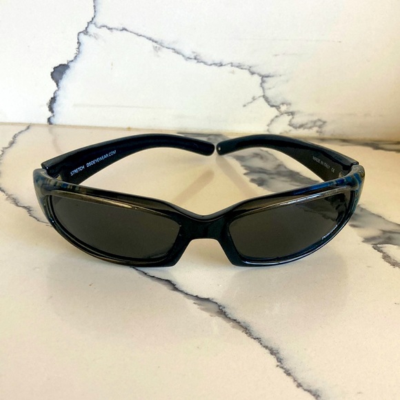 DSO eyewear Stretch sunglasses in excellent condition - Picture 2 of 9
